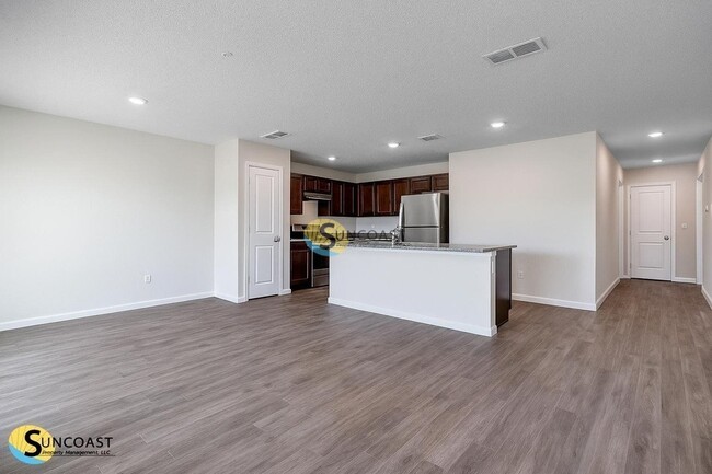 Building Photo - 6450 Sweetbay Ln