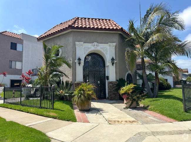 Building Photo - 12533 Kornblum Ave.