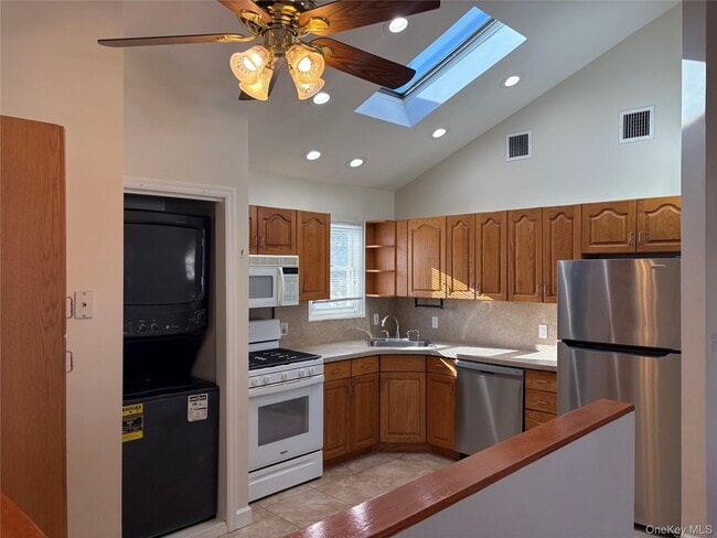 Foto del edificio - 1214 August Rd