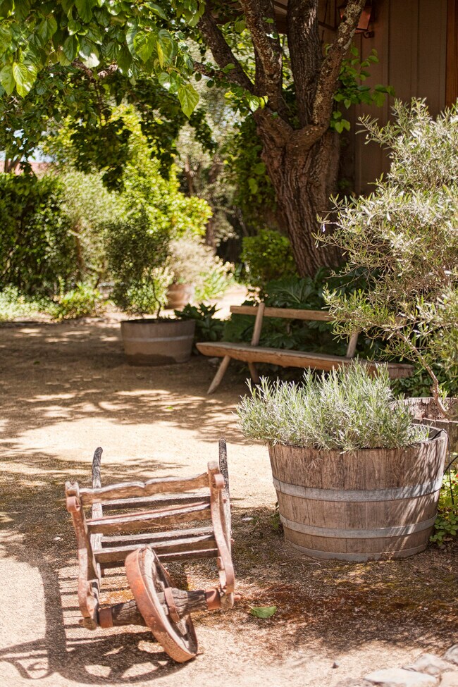 Foto del edificio - 430 Pratt Ave