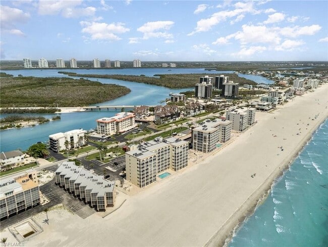 Foto del edificio - 25870 Hickory Blvd