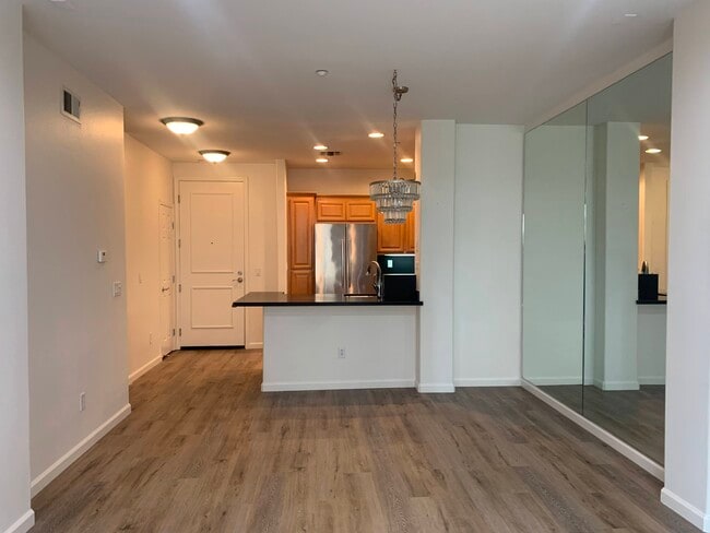 Building Photo - 3240 Maguire Way