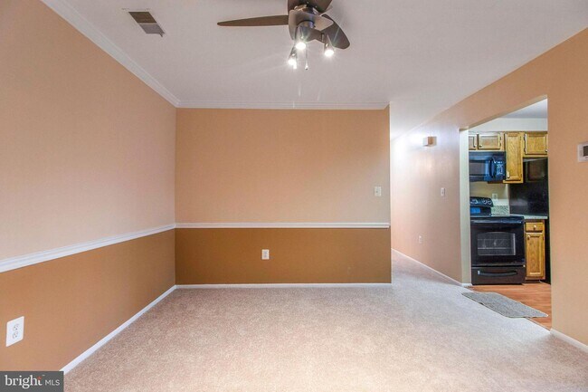 Building Photo - 8020 Needwood Rd