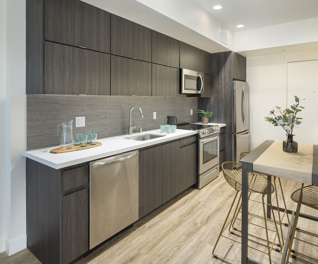 Sawyer Apartments in Los Angeles, CA Westside Rentals