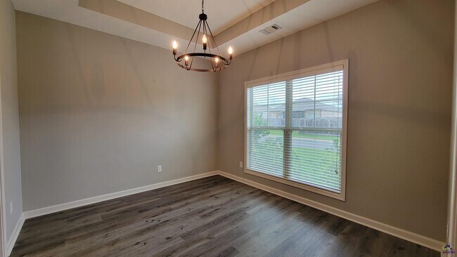 Foto del edificio - 106 Hay Bale Wy