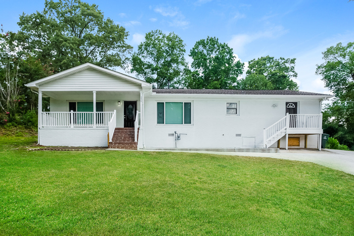 Primary Photo - Beautiful Brick Ranch