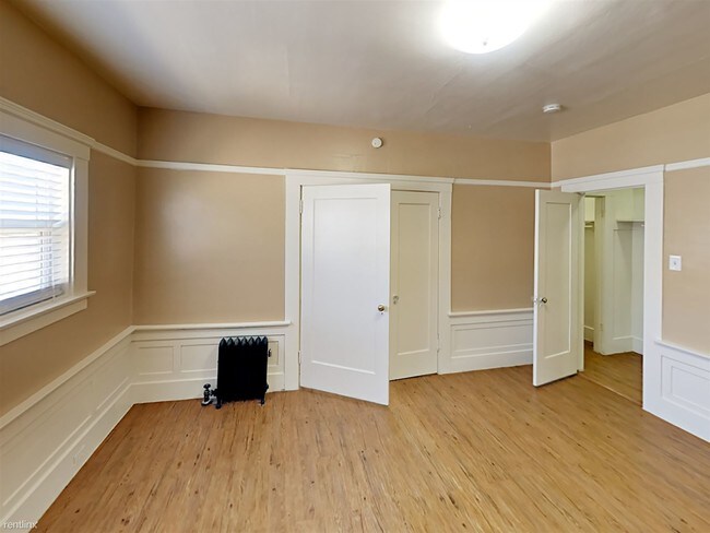 Building Photo - 807 Sutter St