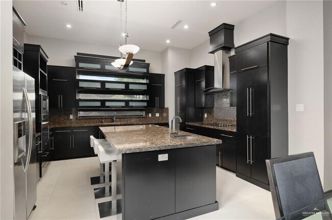 Foto del edificio - 305 N Mockingbird Ave