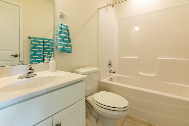 Building Photo - 345 John Adams Dr NW