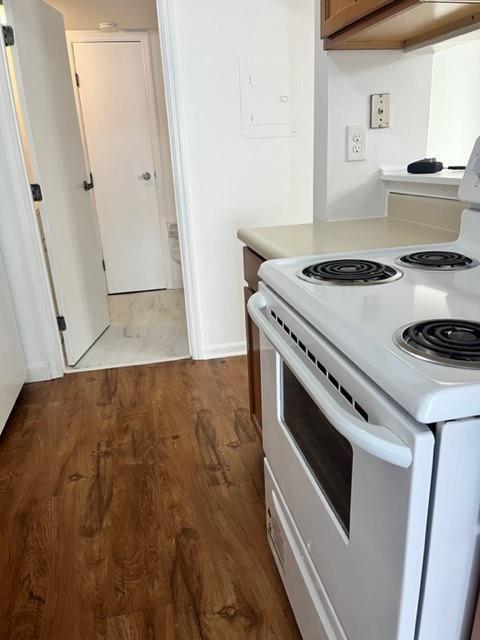 Foto del edificio - 8268 Woodall Dr