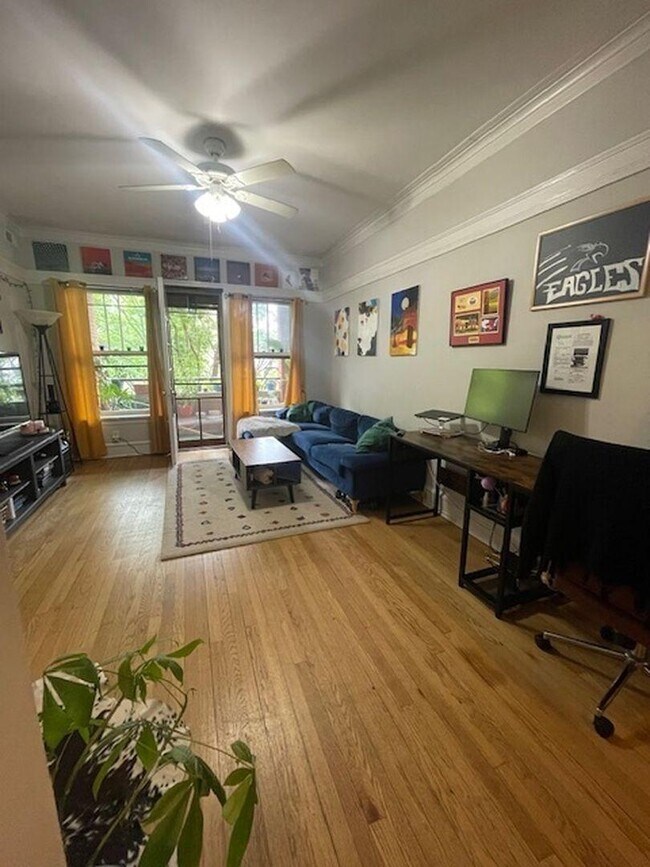 Foto del edificio - 2 bedroom in Chicago IL 60613