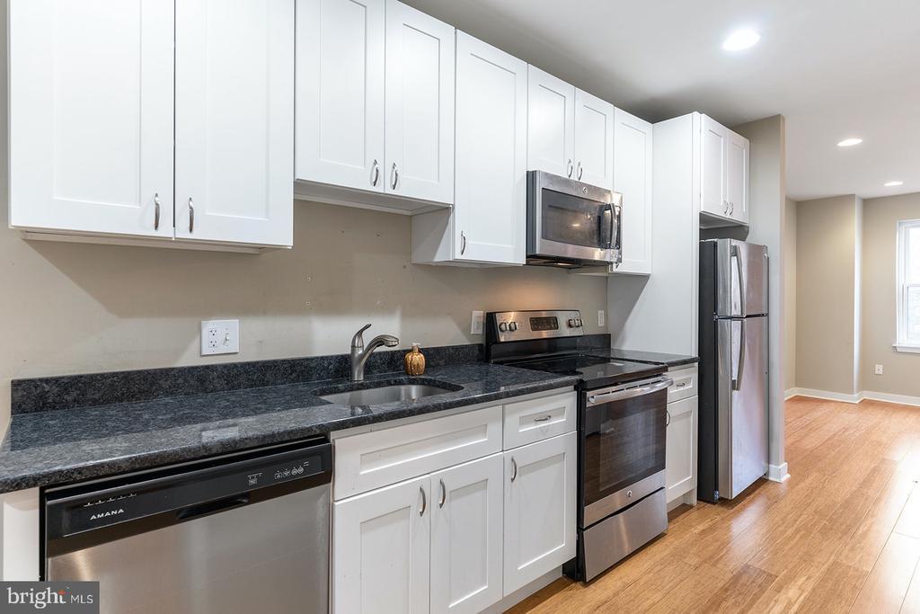 Foto principal - 616 S 4th St
