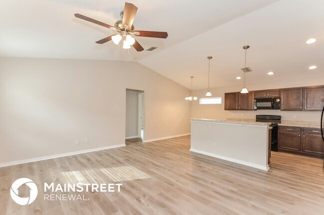 Foto del edificio - 1167 42nd Terrace E