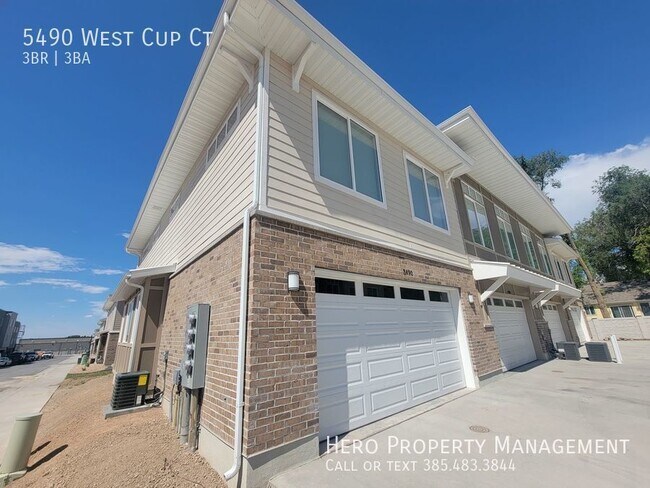 Building Photo - 5490 Cup Ct