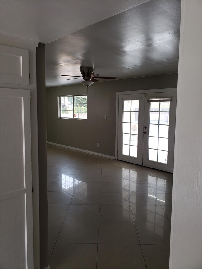 Foto del edificio - 1144 Magnolia Ave