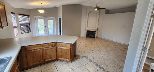 Building Photo - 3039 Glorieta Meadows Dr NE