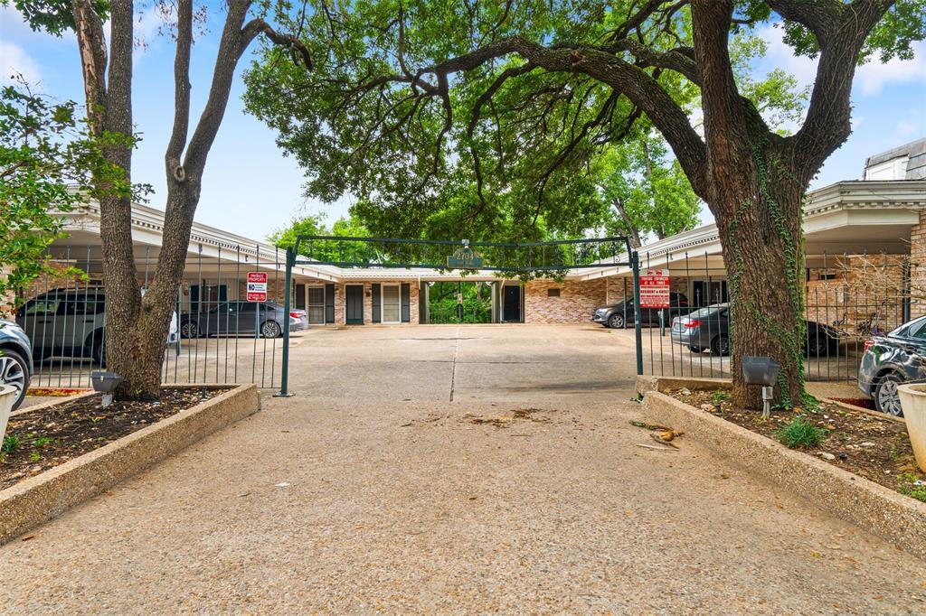 Foto principal - 2704 San Pedro St