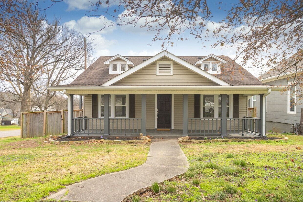 Photo - 301 Lutie St (Nashville, TN)