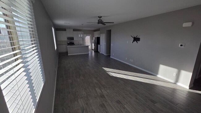 Foto del edificio - ***MOVE IN SPECIAL***3 Bed / 3 Bath Home w/ Separate In-Law Suite
