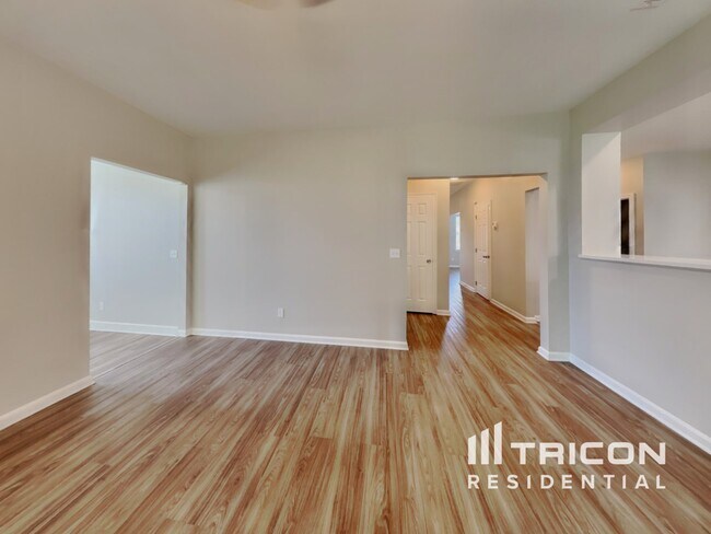 Foto del edificio - 3511 Scotland Ridge Ct