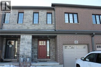 Building Photo - 135 Hardcastle Dr