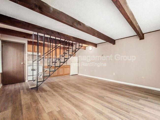 Building Photo - 4923 Myers Rd