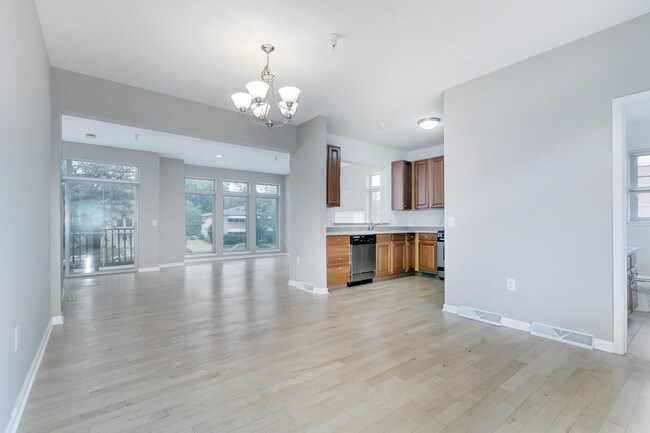 Foto del edificio - 602 N Midvale Blvd
