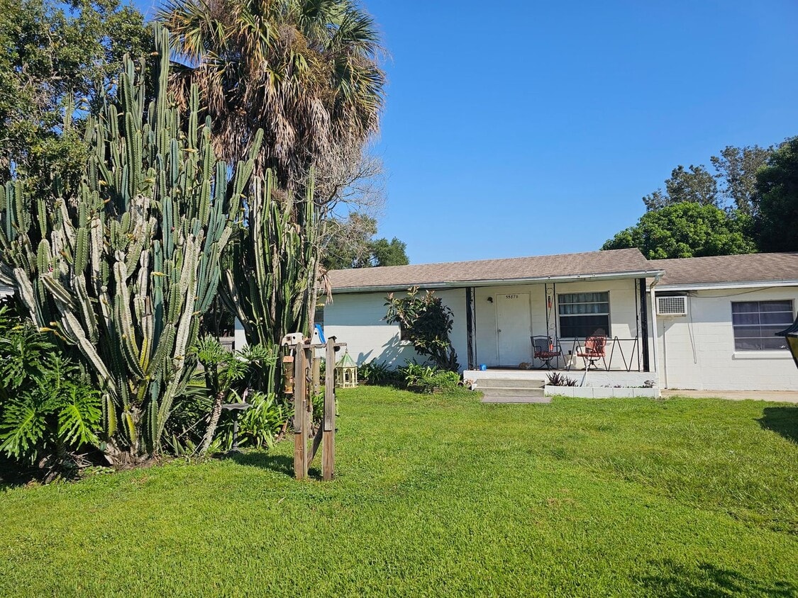 Foto principal - 1 Bed 1 Bath Near Downtown, Baldwin Park &...