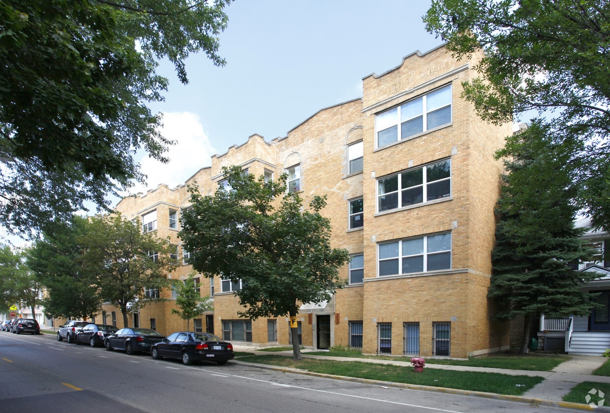 Primary Photo - 2038 W. Touhy Ave.