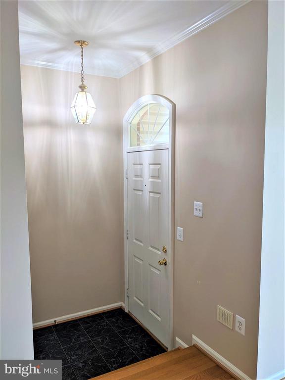 Building Photo - 2909 Mainstone Dr