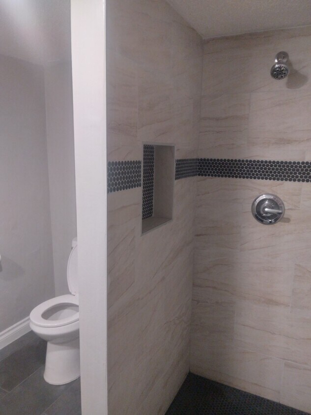 Foto del edificio - 3331 Dickens St