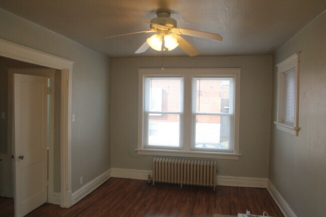 Building Photo - 4756 Bonita Ave