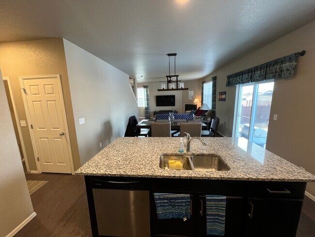 Building Photo - 6706 Coach Light Ct