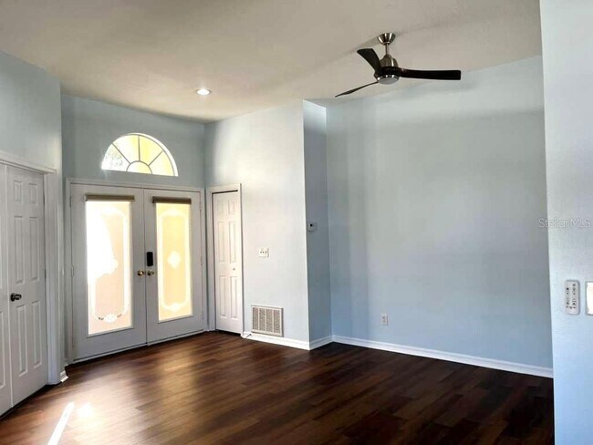 Foto del edificio - 10618 Logan Chase Ln