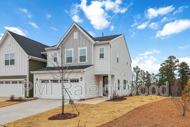 Foto del edificio - 521 Brittany Ct