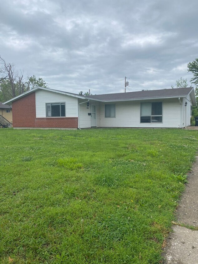 Foto principal - 3504-3506 Springhill Rd