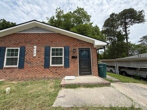 Building Photo - 615 Burlington Ave