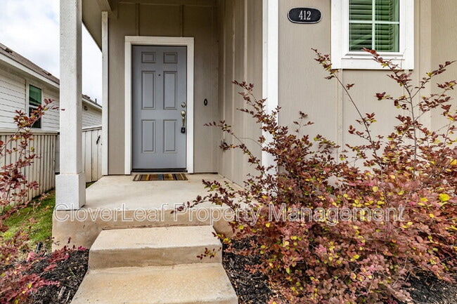 Building Photo - 412 Hortus Dr