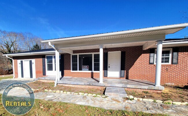 Building Photo - 1285 Balm Highway