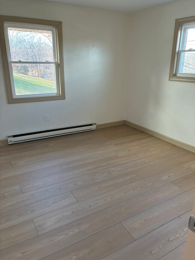 Building Photo - 505 Belleview Dr