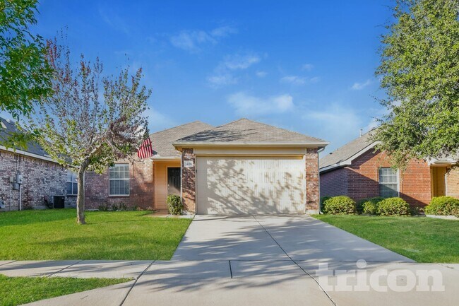 Building Photo - 1228 Artesia Dr