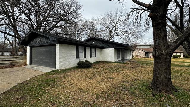 Building Photo - 2822 Birchwood Ln