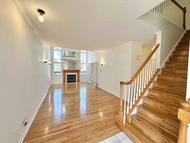 Foto del edificio - 224 Charlotte Pl