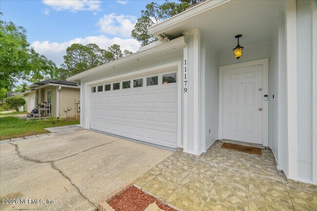Building Photo - 11179 Bentley Trace Ln E