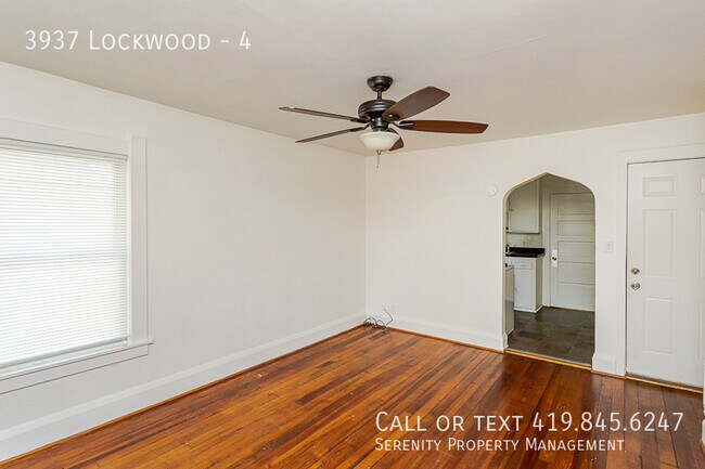 Foto del edificio - 3937 Lockwood-4