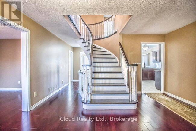 Building Photo - 2667 Wynten Way