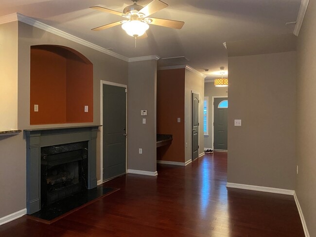 Building Photo - 15406 St Christopher Ct