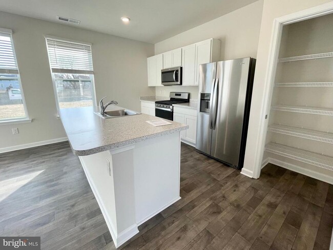 Building Photo - 28 Citrus Dr