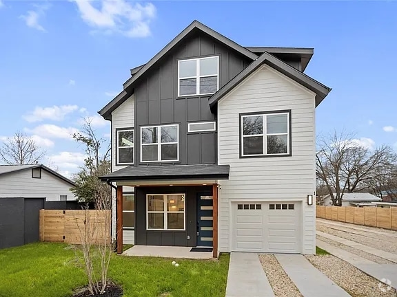 Building Photo - 5305 Ledesma Rd