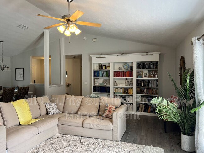 Foto del edificio - 11231 NW 33rd Ave